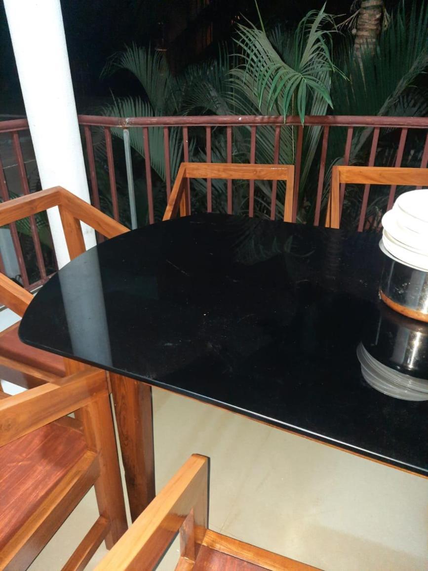 Esha Apartment Calangute Zimmer foto