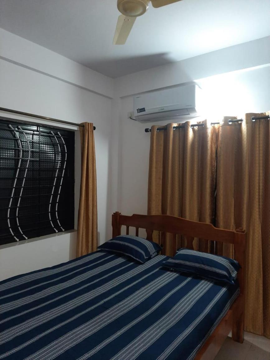 Esha Apartment Calangute Zimmer foto