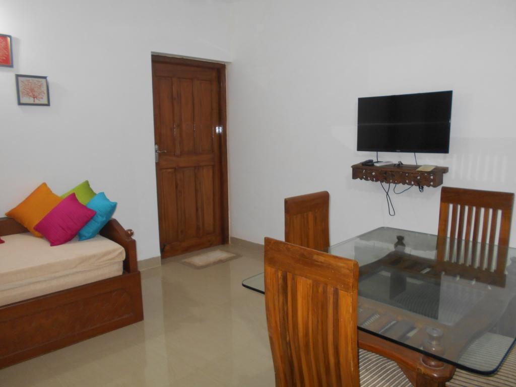 Esha Apartment Calangute Zimmer foto